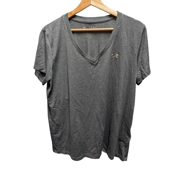 Under Armour Tops - Under Armour T-Shirt Women XL Gray Excellent V-Neck HeatGear Loose Fit Short Slv